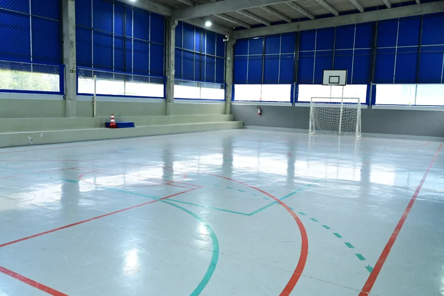 Quadra poliesportiva